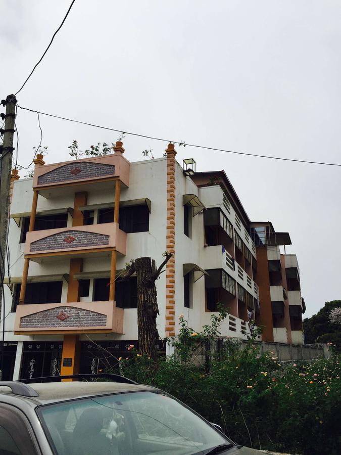 Hotel O Hya'S Homestay Dehradun Exteriör bild
