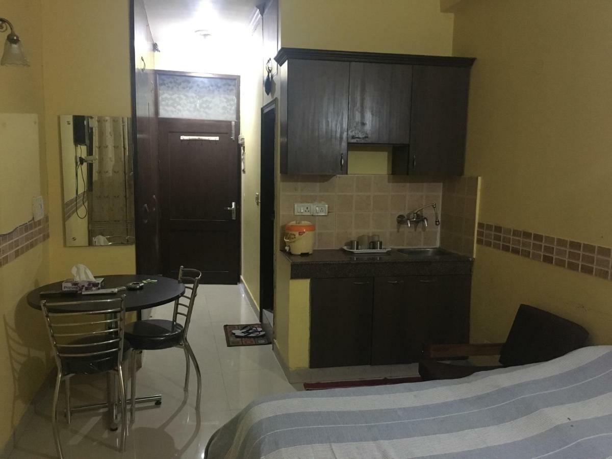 Hotel O Hya'S Homestay Dehradun Exteriör bild