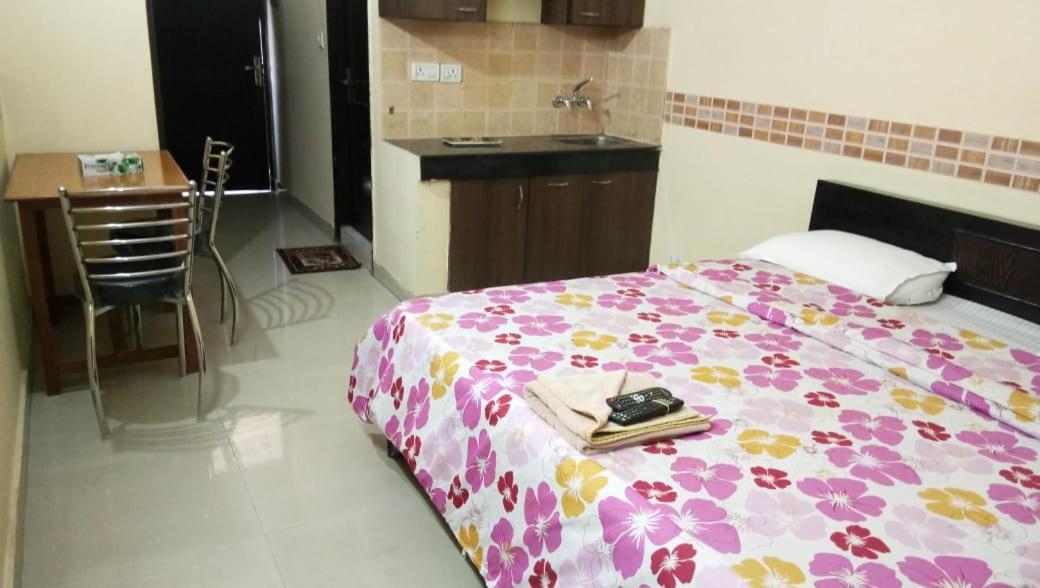 Hotel O Hya'S Homestay Dehradun Exteriör bild